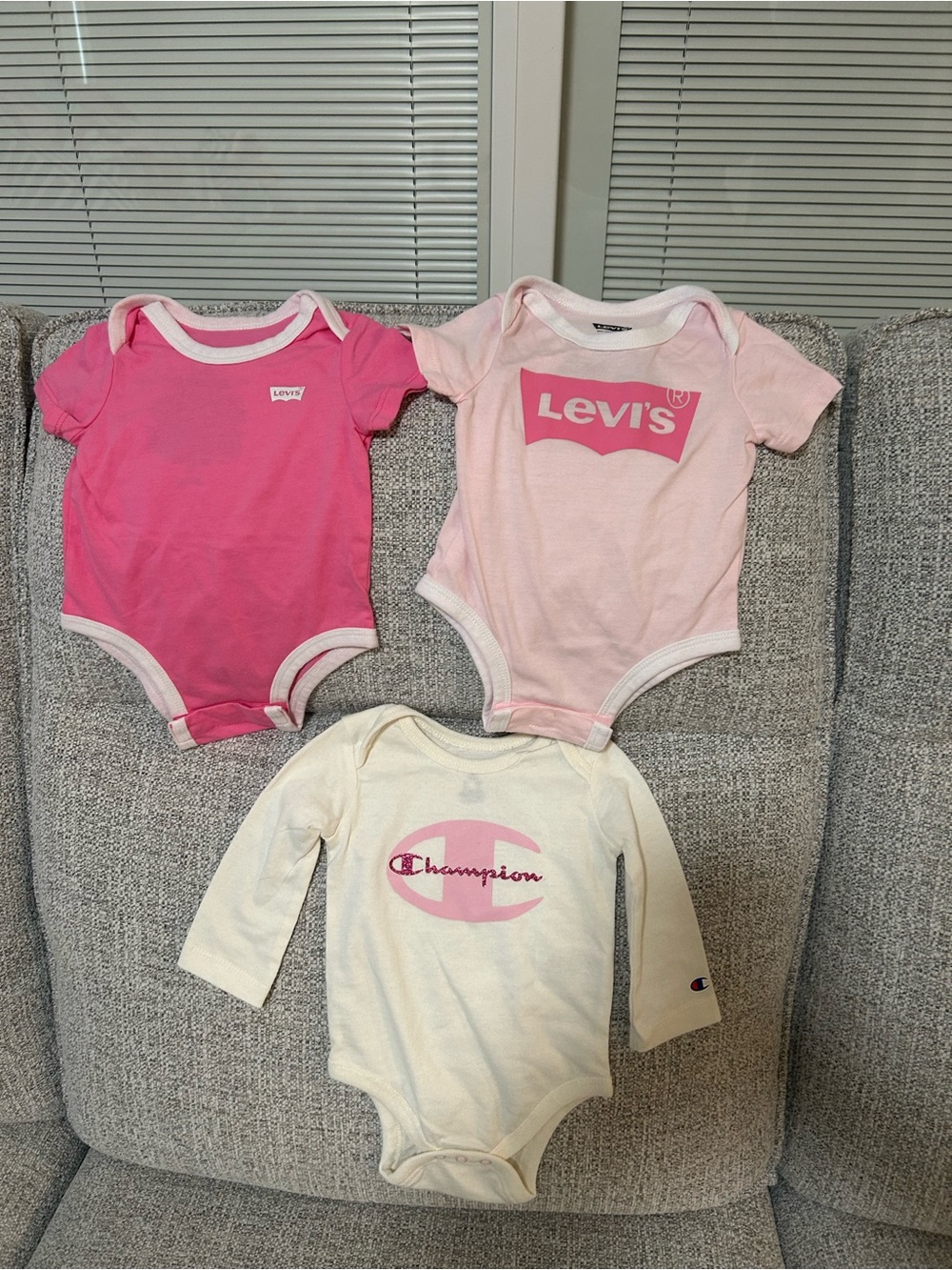 Levi's Pink Short-Sleeve Baby Bodysuit Trio (Hot Pink & Light Pink)